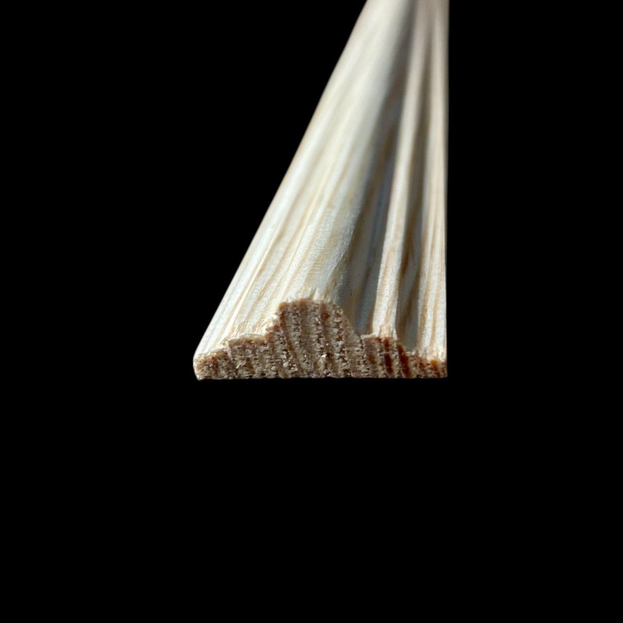 Astragal M